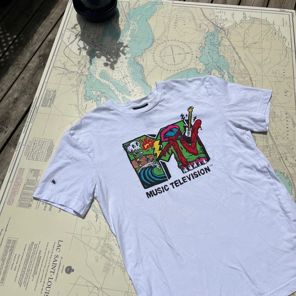 H & M MTV Graphic Tee